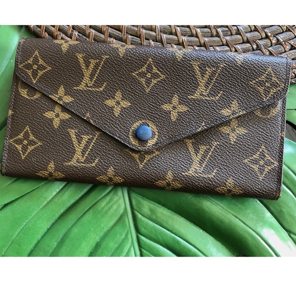 lv envelope wallet
